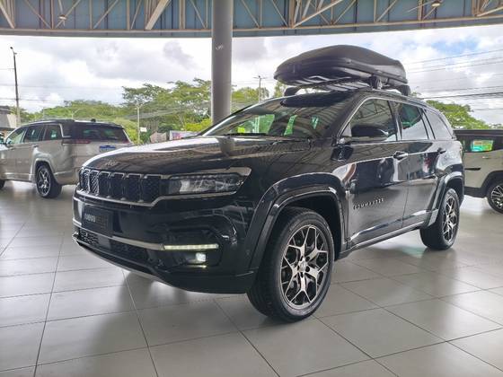 JEEP COMMANDER 2.0 TD380 TURBO DIESEL OVERLAND AT9